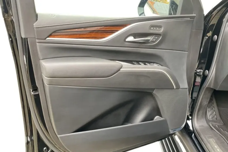 Cadillac Escalade din 2021 cu 42.352 km - oferta CAD183071 - foto 20