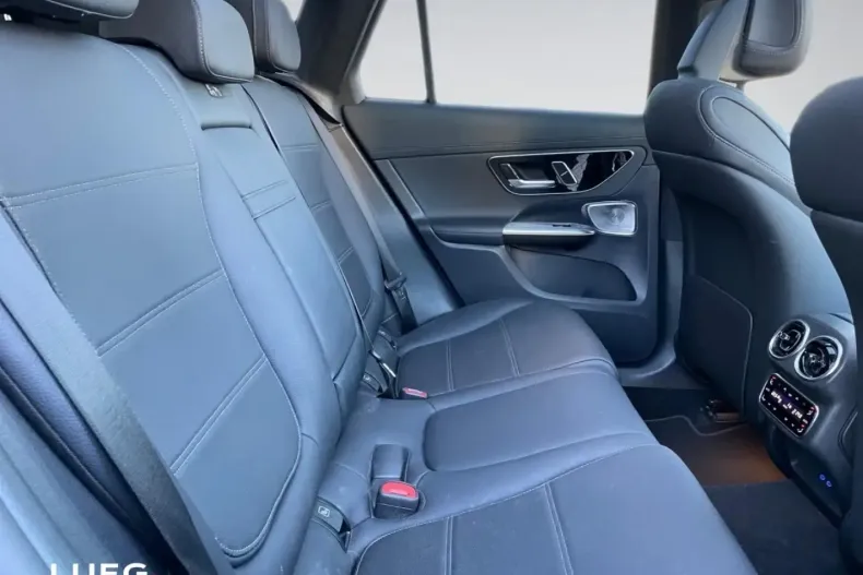 Mercedes-Benz GLC 300 (Clasa GLC) din 2023 cu 38.502 km - oferta MER183072 - foto 12