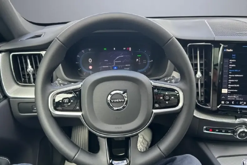 Volvo XC60 din 2024 cu 17.067 km - oferta VOL183078 - foto 8