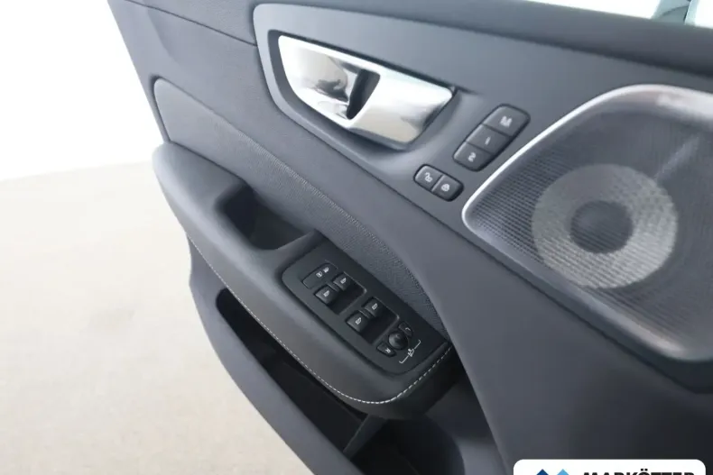 Volvo XC60 din 2024 cu 14.544 km - oferta VOL183079 - foto 13