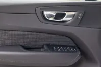 Volvo XC60 din 2024 cu 23.900 km - oferta VOL183080 - foto 18
