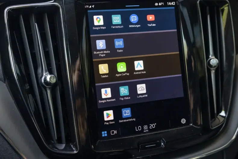 Volvo XC60 din 2024 cu 23.900 km - oferta VOL183080 - foto 28