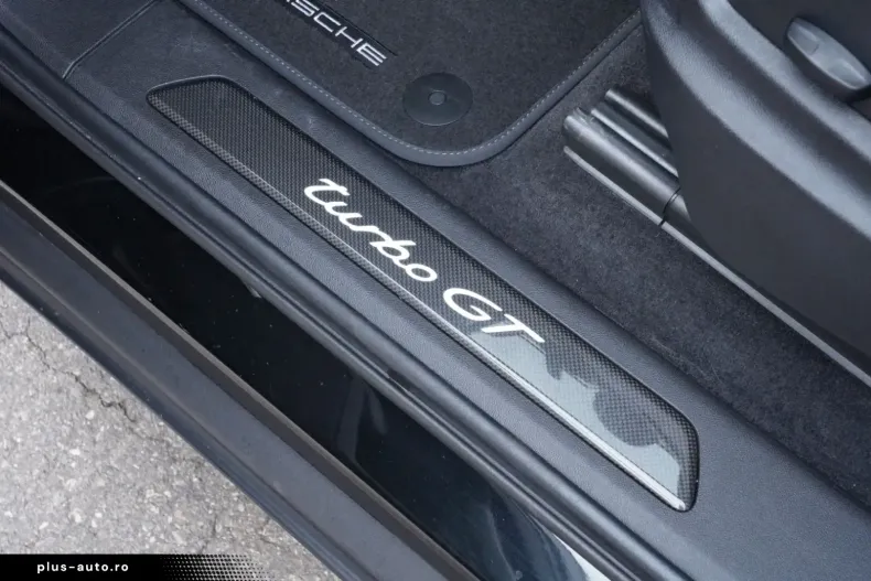 Porsche Cayenne din 2023 cu 48.800 km - oferta POR183081 - foto 13