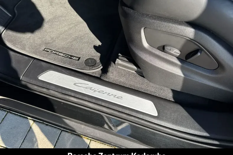Porsche Cayenne din 2024 cu 19.500 km - oferta POR183082 - foto 22