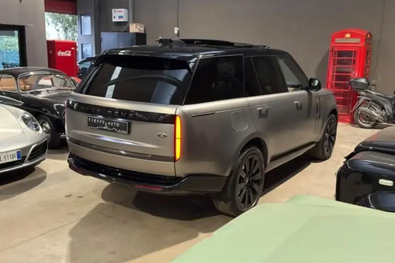 Land Rover Range Rover din 2023 cu 55.000 km - oferta LAN183087 - foto 4