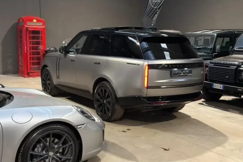 Land Rover Range Rover din 2023 cu 55.000 km - oferta LAN183087 - foto 6