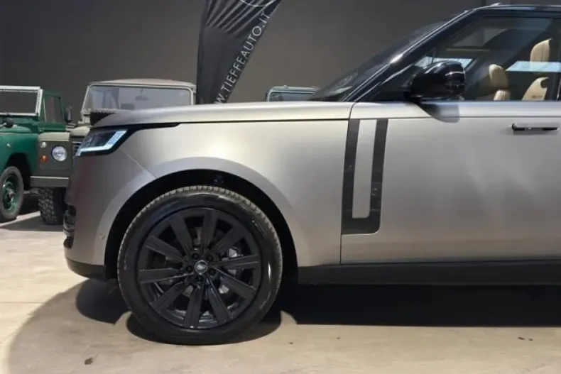 Land Rover Range Rover din 2023 cu 55.000 km - oferta LAN183087 - foto 7