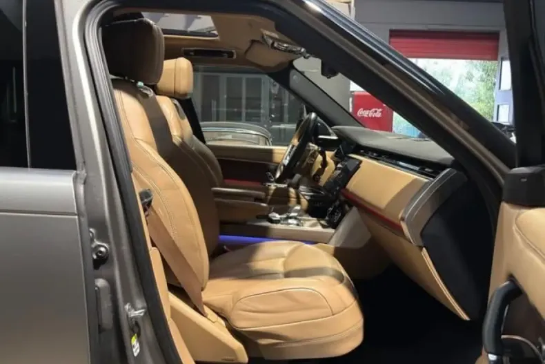 Land Rover Range Rover din 2023 cu 55.000 km - oferta LAN183087 - foto 13