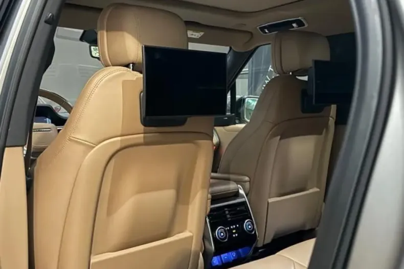 Land Rover Range Rover din 2023 cu 55.000 km - oferta LAN183087 - foto 15