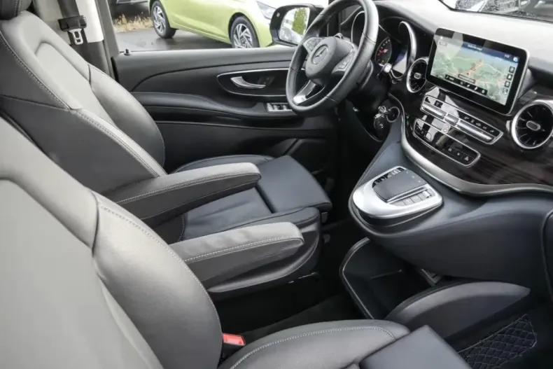 Mercedes-Benz V 300 (Clasa V) din 2024 cu 42.911 km - oferta MER183088 - foto 3