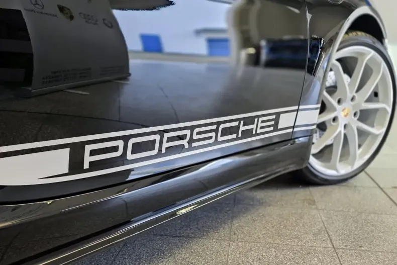 Porsche Boxster din 2024 cu 4.150 km - oferta POR183089 - foto 10