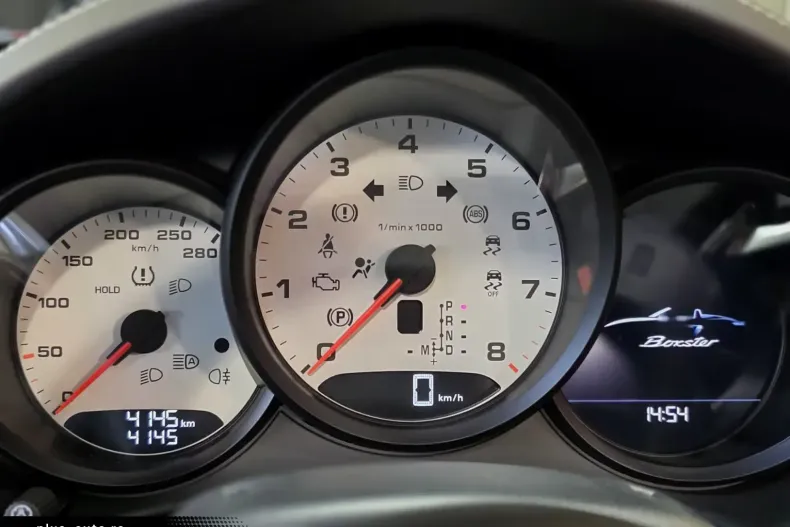 Porsche Boxster din 2024 cu 4.150 km - oferta POR183089 - foto 24