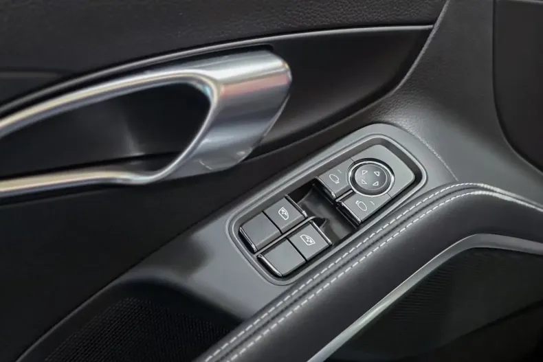 Porsche Boxster din 2024 cu 4.150 km - oferta POR183089 - foto 33