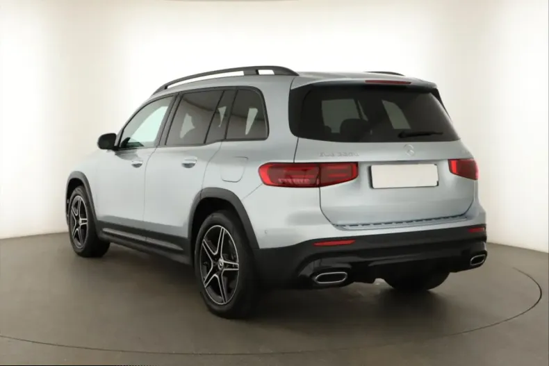 Mercedes-Benz GLB 220 (Clasa GLB) din 2024 cu 12.140 km - oferta MER183090 - foto 4