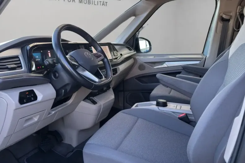 Volkswagen T7 Multivan din 2022 cu 71.111 km - oferta VOL183092 - foto 11