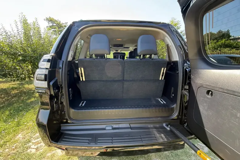 Toyota Land Cruiser din 2022 cu 40.000 km - oferta TOY183099 - foto 10