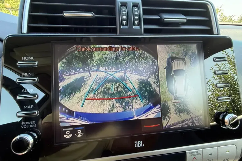 Toyota Land Cruiser din 2022 cu 40.000 km - oferta TOY183099 - foto 17