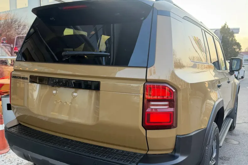 Toyota Land Cruiser 250 din 2025 cu 5 km - oferta TOY183102 - foto 7