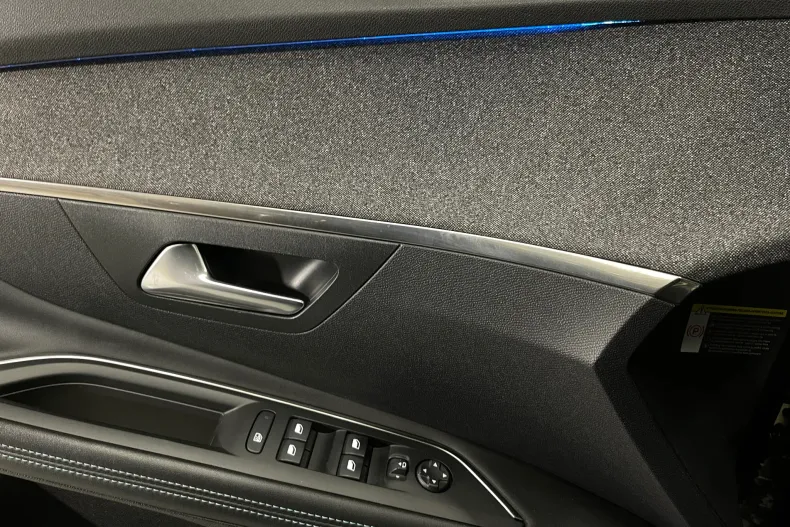 Peugeot 3008 din 2022 cu 97.683 km - oferta PEU183103 - foto 24