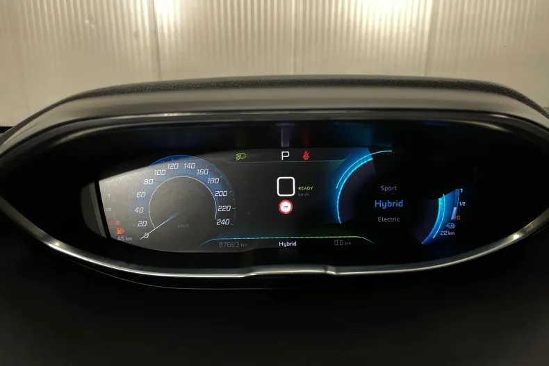 Peugeot 3008 din 2022 cu 97.683 km - oferta PEU183103 - foto 30