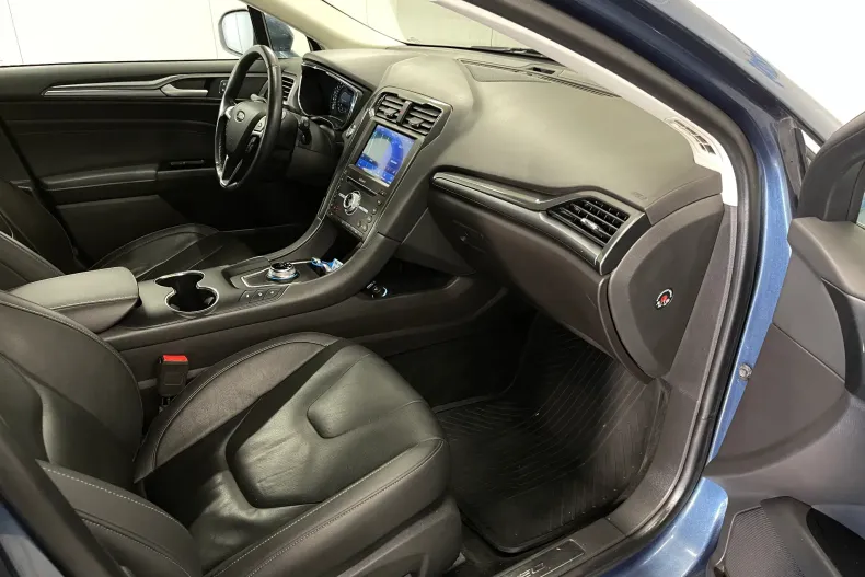 Ford Mondeo din 2020 cu 81.937 km - oferta FOR183104 - foto 9