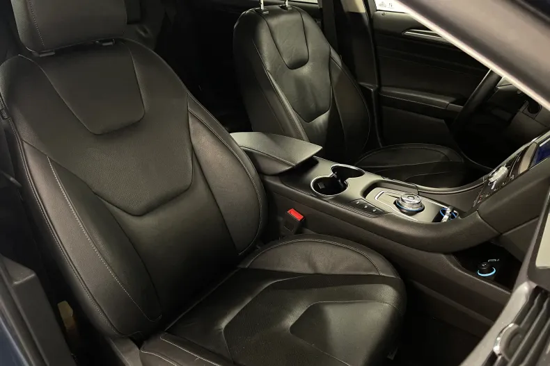 Ford Mondeo din 2020 cu 81.937 km - oferta FOR183104 - foto 10