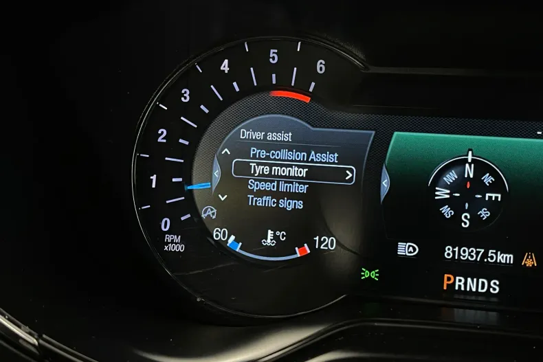 Ford Mondeo din 2020 cu 81.937 km - oferta FOR183104 - foto 31