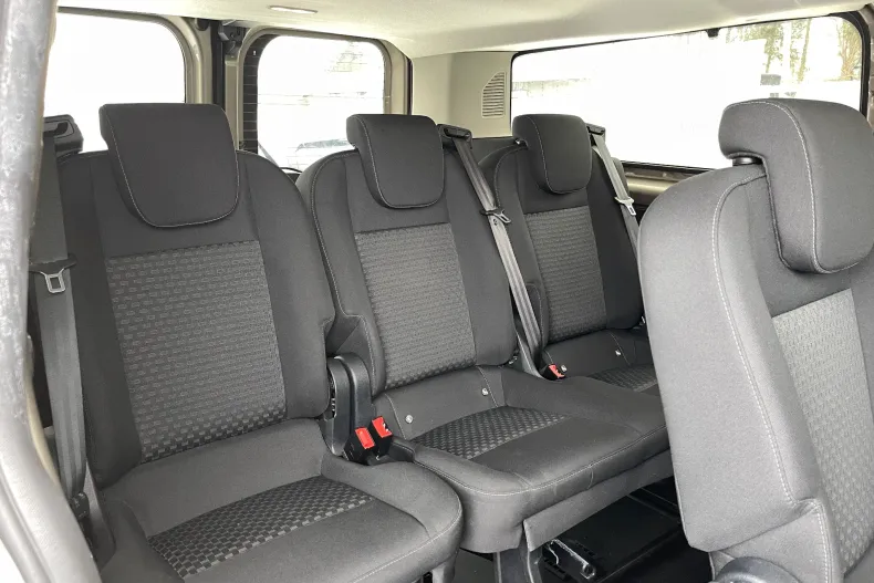 Ford Transit Custom din 2021 cu 81.668 km - oferta FOR183106 - foto 8