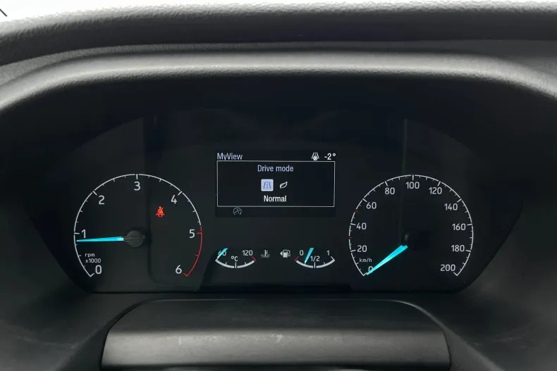 Ford Transit Custom din 2021 cu 81.668 km - oferta FOR183106 - foto 20