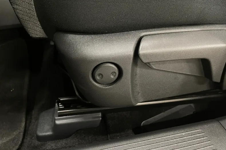 Nissan X-Trail din 2023 cu 77.725 km - oferta NIS183107 - foto 19