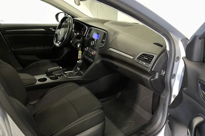 Renault Megane din 2021 cu 107.527 km - oferta REN183110 - foto 8