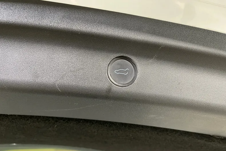 Tesla Model Y din 2022 cu 72.374 km - oferta TES183112 - foto 34