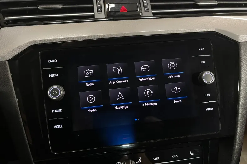 Volkswagen Passat din 2021 cu 71.438 km - oferta VOL183117 - foto 20