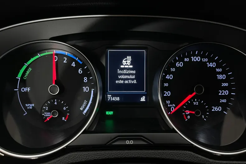 Volkswagen Passat din 2021 cu 71.438 km - oferta VOL183117 - foto 32