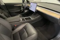 Tesla Model 3 din 2021 cu 45.293 km - oferta TES183118 - foto 11