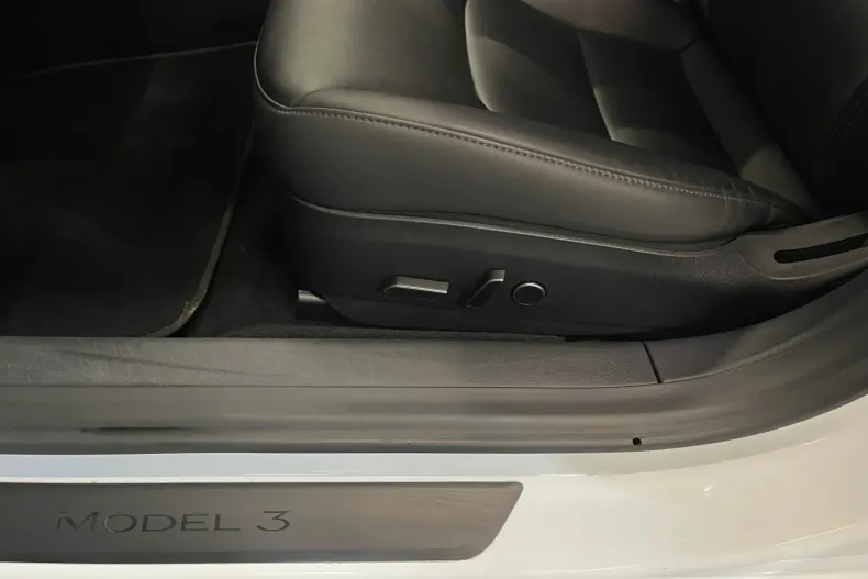 Tesla Model 3 din 2021 cu 45.293 km - oferta TES183118 - foto 26