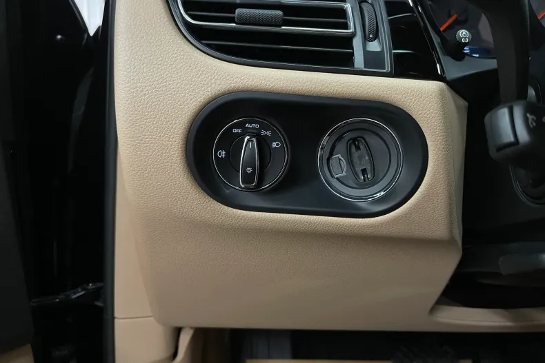 Porsche Macan din 2021 cu 86.116 km - oferta POR183119 - foto 28