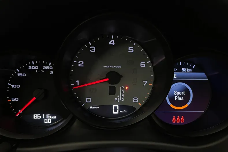 Porsche Macan din 2021 cu 86.116 km - oferta POR183119 - foto 29