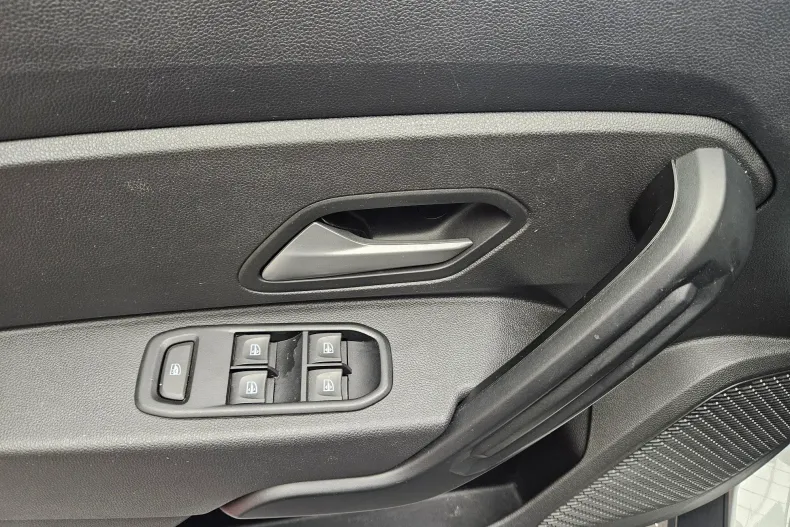 Dacia Duster din 2023 cu 49.500 km - oferta DAC183124 - foto 18