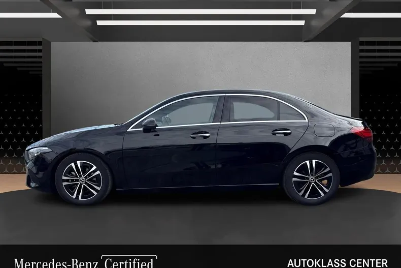 Mercedes-Benz A 180 (Clasa A) din 2024 cu 30.700 km - oferta MER183127 - foto 2