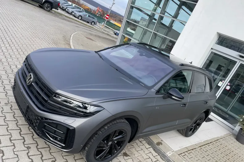 Volkswagen Touareg din 2025 cu 1 km - oferta VOL183131 - foto 8