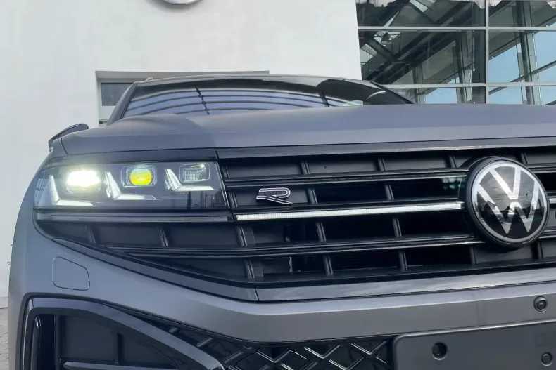 Volkswagen Touareg din 2025 cu 1 km - oferta VOL183131 - foto 9