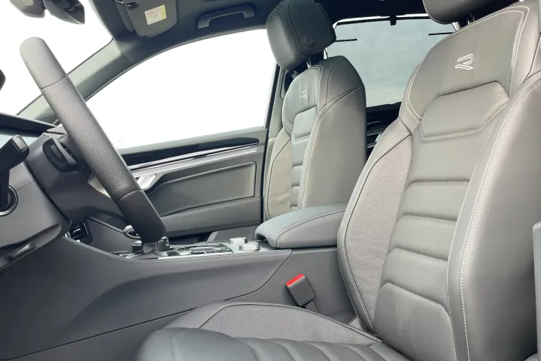 Volkswagen Touareg din 2025 cu 1 km - oferta VOL183131 - foto 18