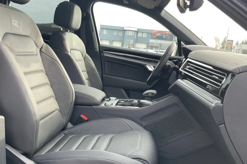 Volkswagen Touareg din 2025 cu 1 km - oferta VOL183131 - foto 25