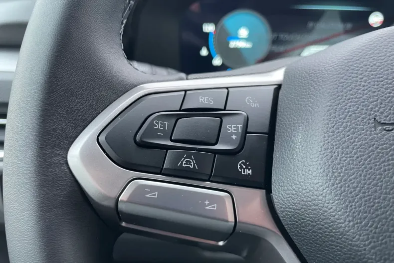 Volkswagen Caravelle din 2025 cu 1 km - oferta VOL183132 - foto 30