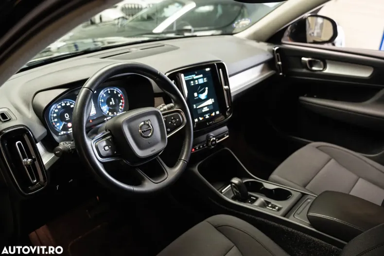 Volvo XC40 din 2020 cu 123.496 km - oferta VOL183133 - foto 6