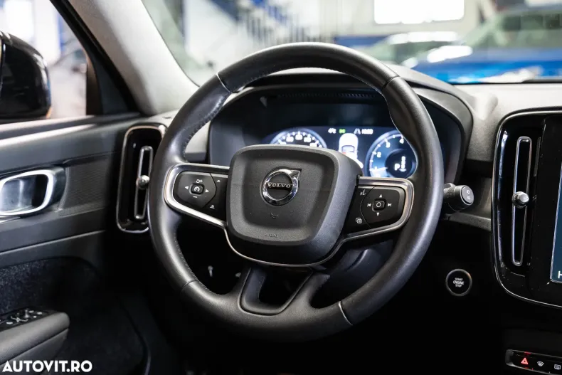 Volvo XC40 din 2020 cu 123.496 km - oferta VOL183133 - foto 15