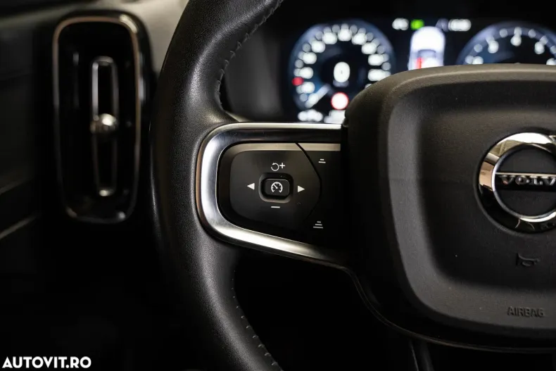 Volvo XC40 din 2020 cu 123.496 km - oferta VOL183133 - foto 22