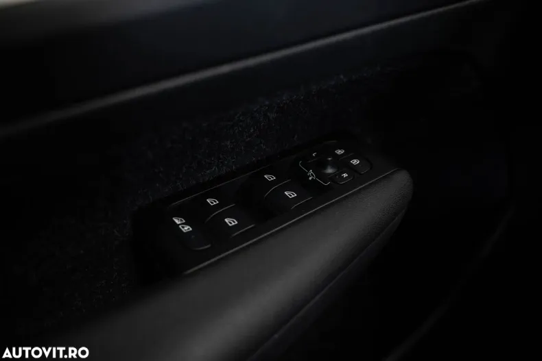 Volvo XC40 din 2020 cu 123.496 km - oferta VOL183133 - foto 24