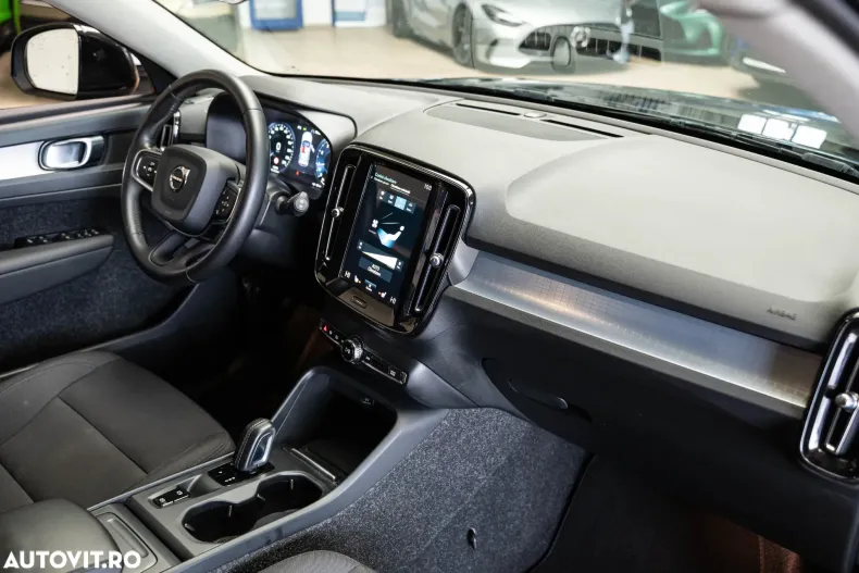 Volvo XC40 din 2020 cu 123.496 km - oferta VOL183133 - foto 29